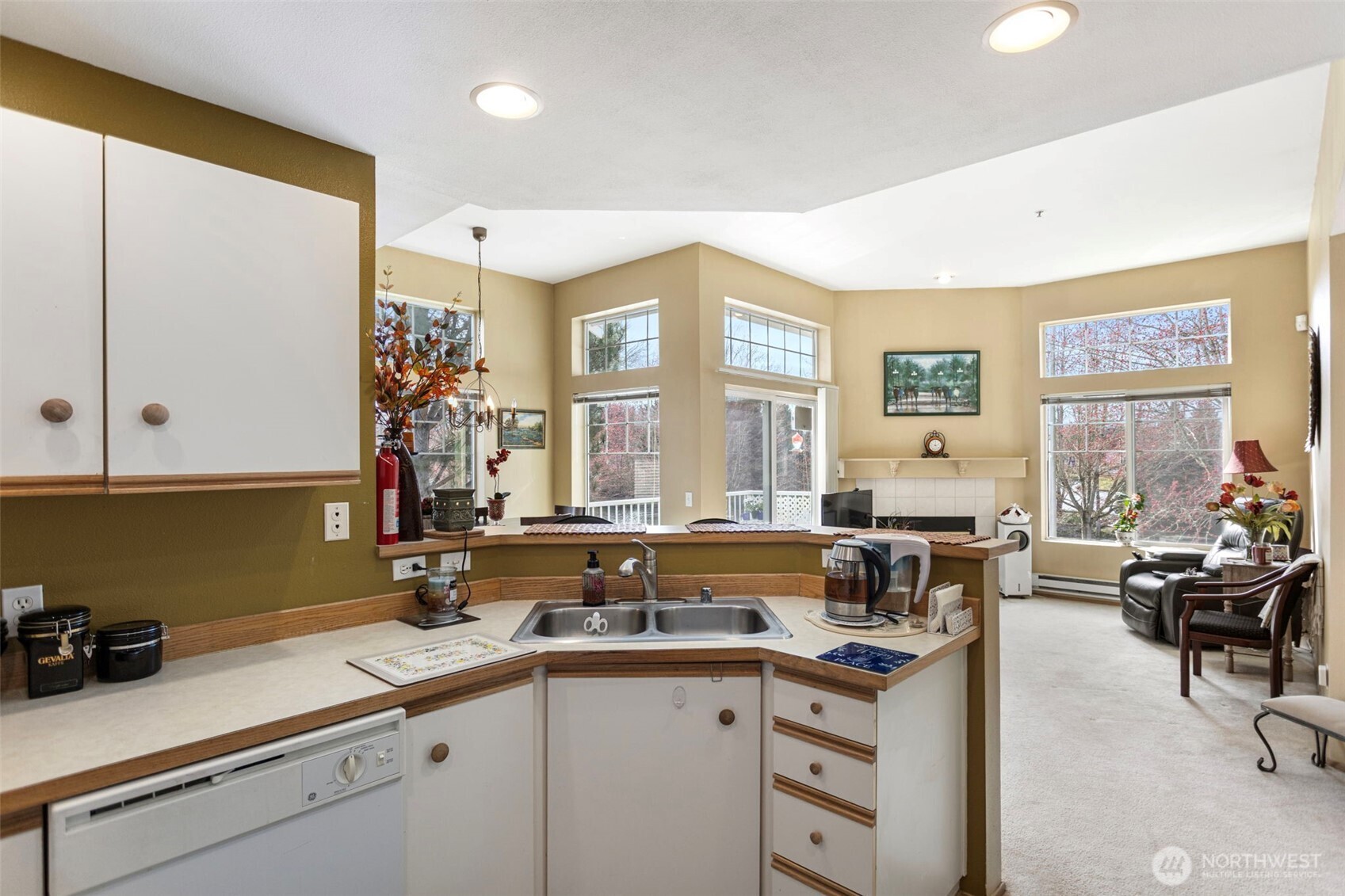 23221 58th Avenue S #3-2, Kent, WA 98032-6473