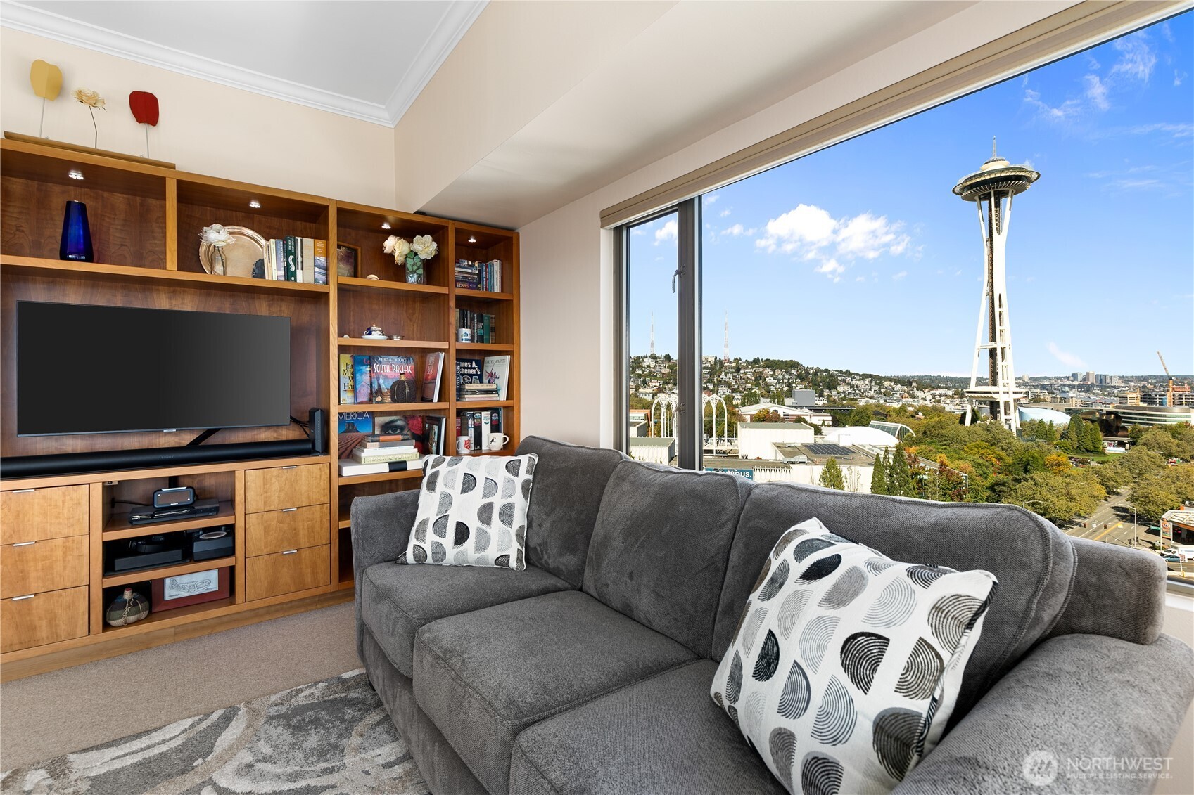 2821 2nd Avenue #1504, Seattle, WA 98121
