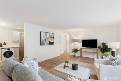3209 Hoyt Avenue #201, Everett, WA 98201 - Photo 3