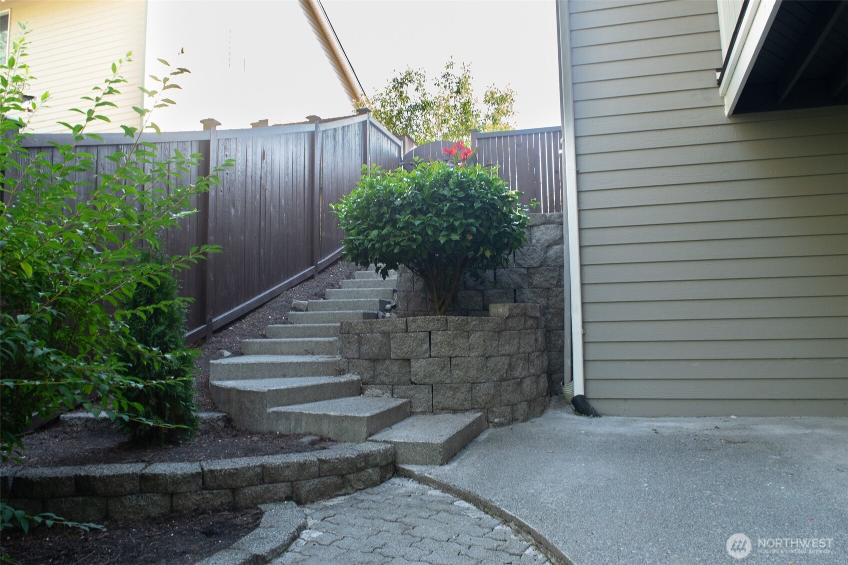 27109 109th Court SE, Kent, WA 98030