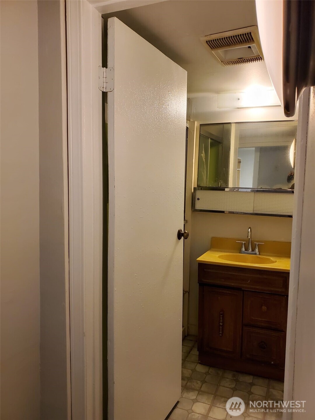 2424 S Graham Street , Seattle, WA 98108