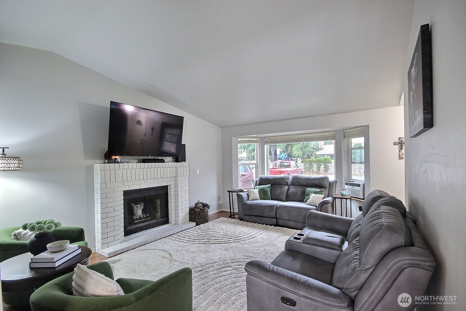 14512 2nd Avenue E, Tacoma, WA 98445