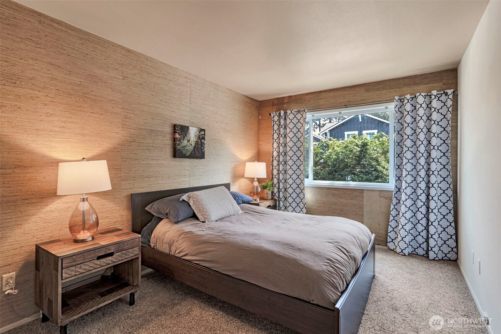 2500 81st Avenue SE #329, Mercer Island, WA 98040