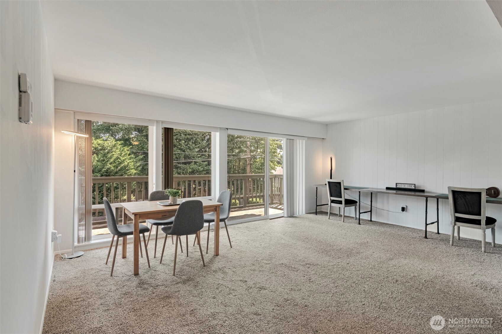 2500 81st Avenue SE #329, Mercer Island, WA 98040