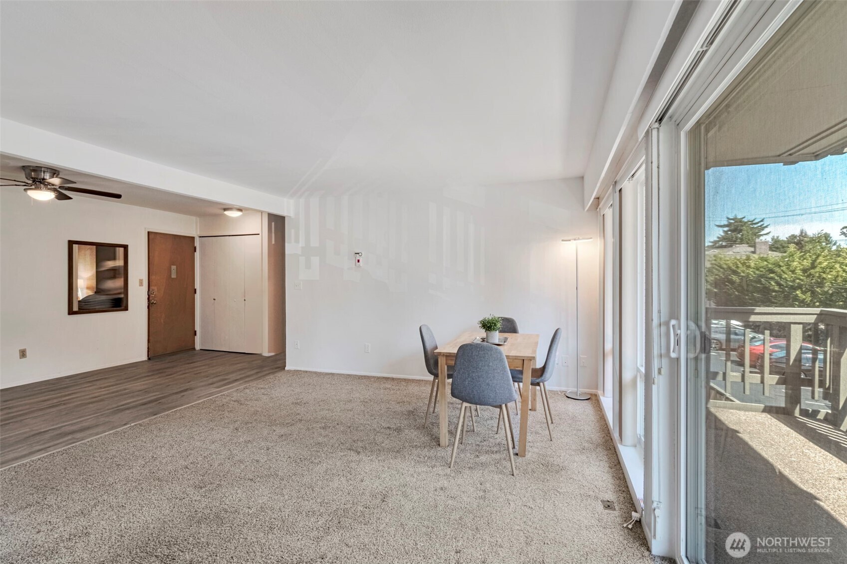 2500 81st Avenue SE #329, Mercer Island, WA 98040