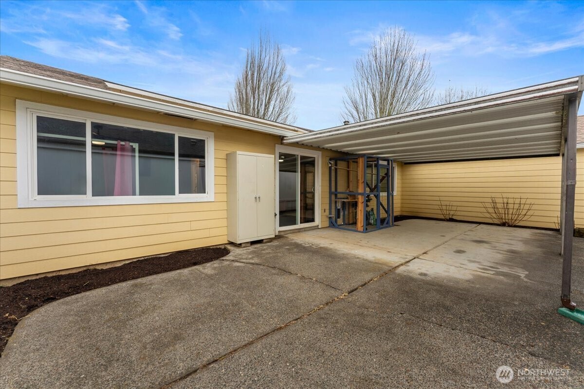 13414 NW Indian Springs Dr , Vancouver, WA 98685