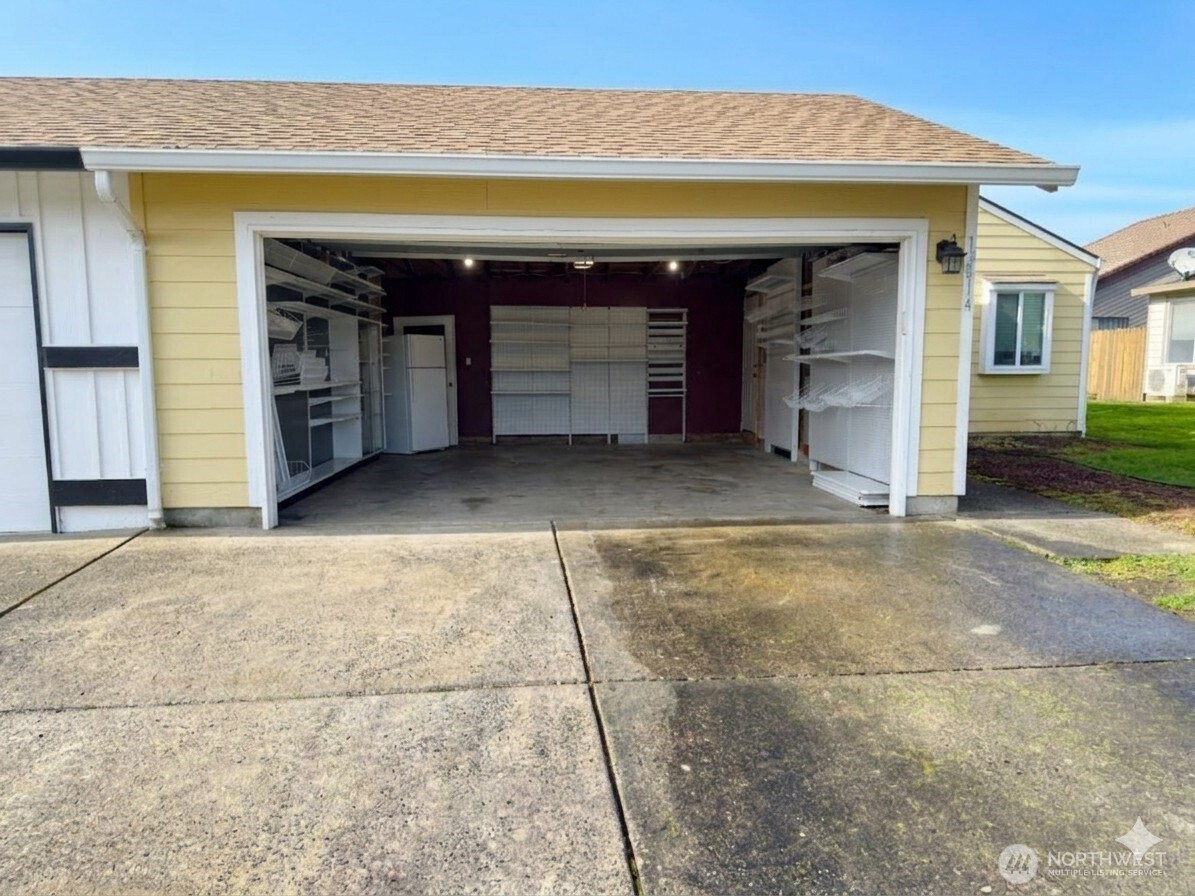 13414 NW Indian Springs Dr , Vancouver, WA 98685