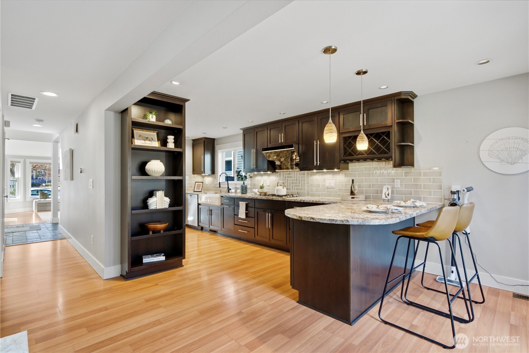 7210 120th Avenue NE, Kirkland, WA 98033