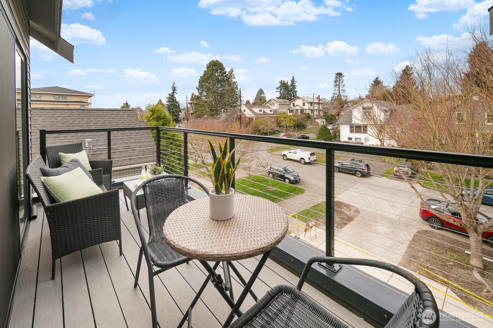 2851 NW 70th Street , Seattle, WA 98117