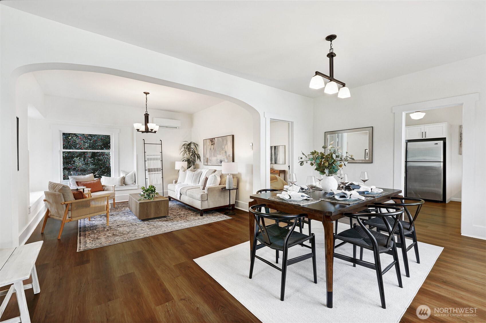 7043 24th Avenue NW, Seattle, WA 98117