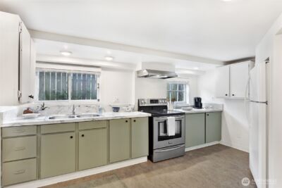 7043 24th Avenue NW, Seattle, WA 98117 - Photo 23