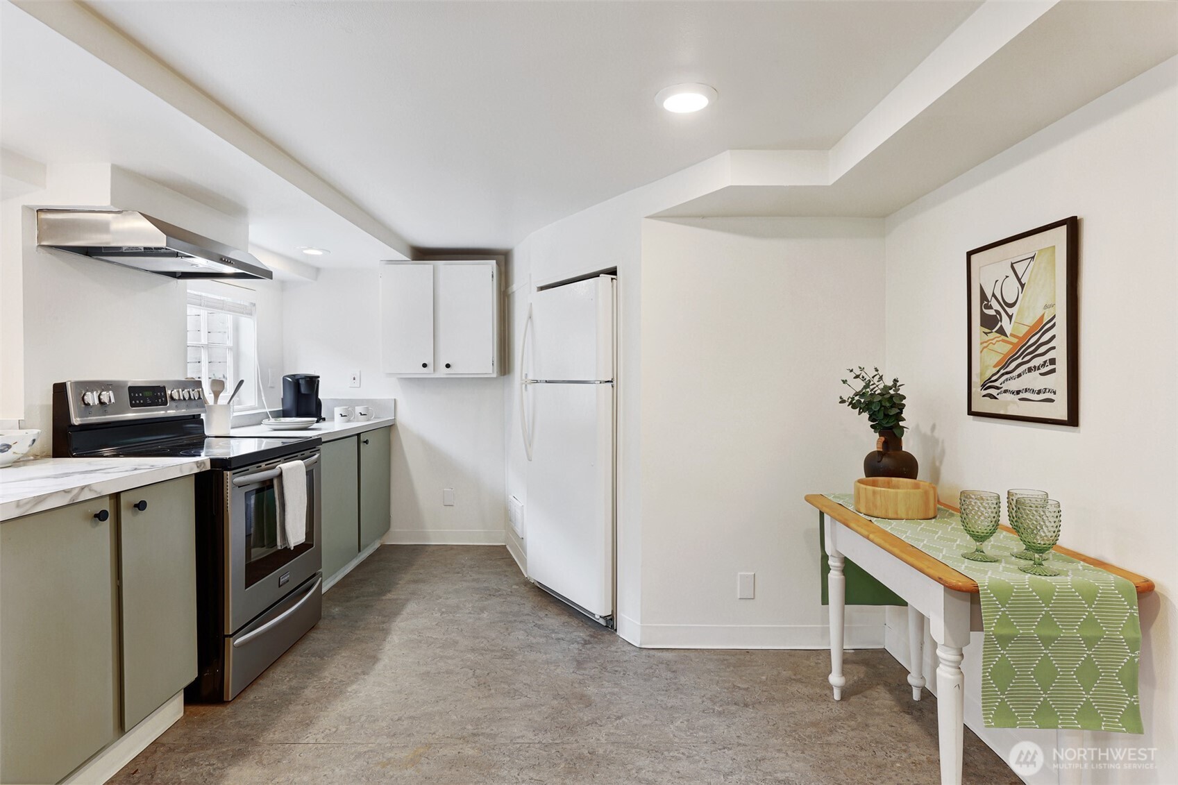 7043 24th Avenue NW, Seattle, WA 98117