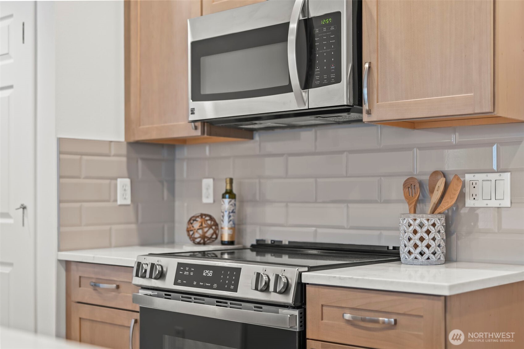 5511 54th Avenue Ct W, University Place, WA 98467-4820