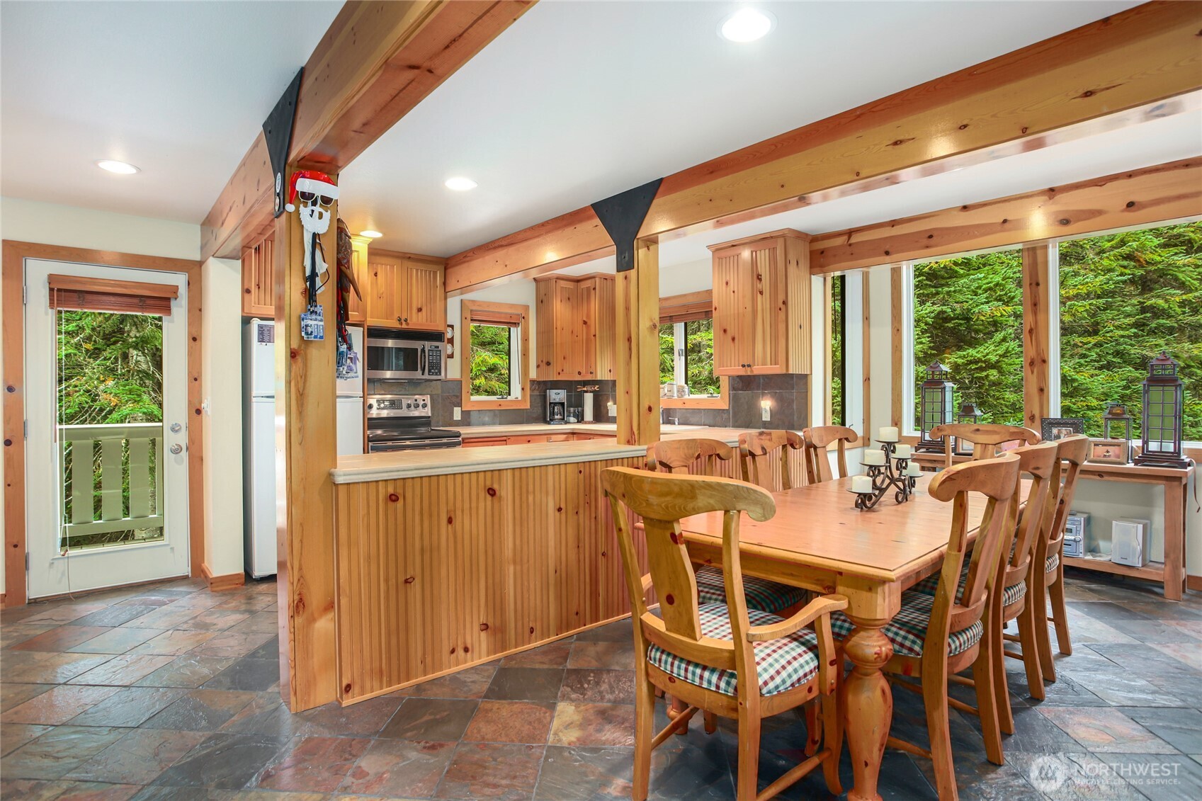 22 Alpental Street , Snoqualmie Pass, WA 98068