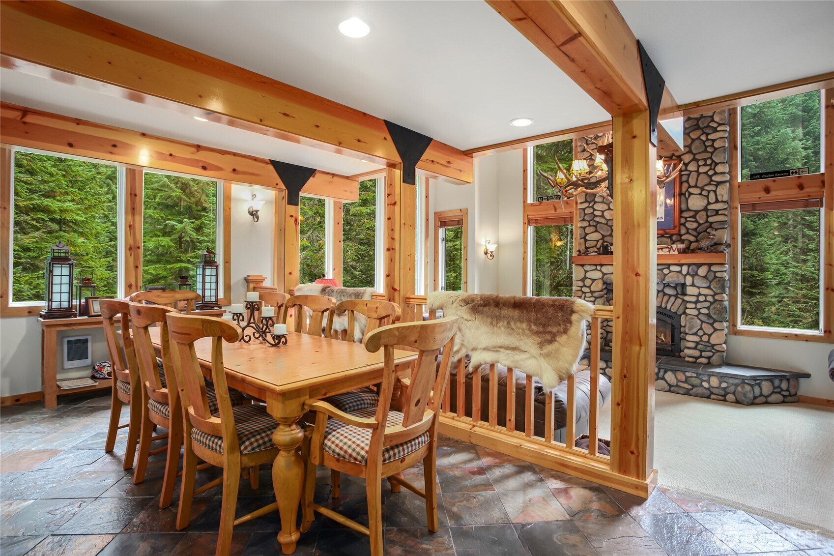 22 Alpental Street , Snoqualmie Pass, WA 98068