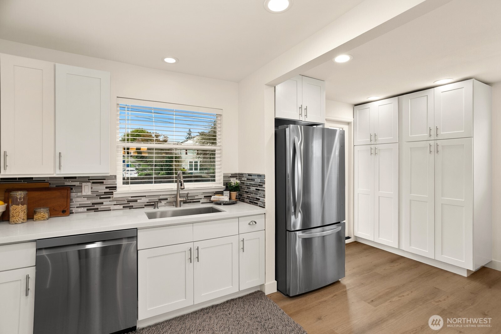 3960 SW Austin Street , Seattle, WA 98136