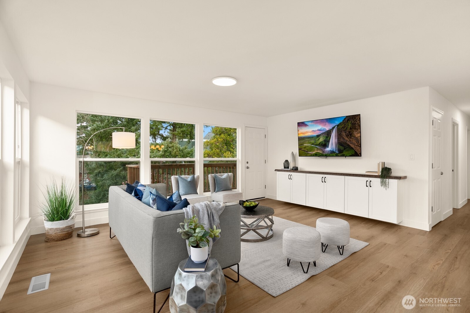 3960 SW Austin Street , Seattle, WA 98136