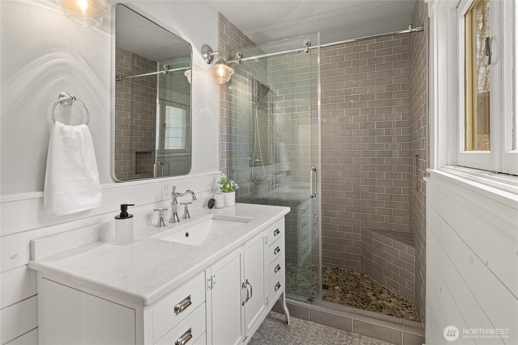 1371 Bettas Road , Cle Elum, WA 98926