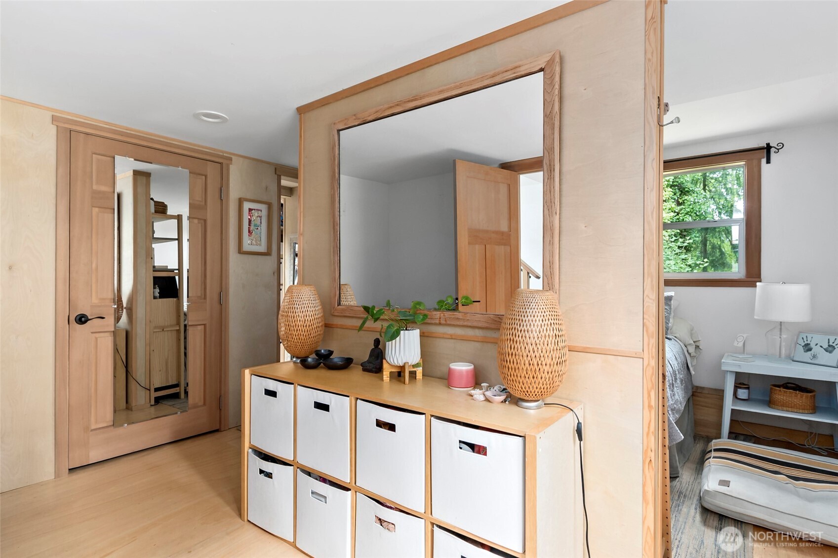 5222 East Harbor Road , Freeland, WA 98249