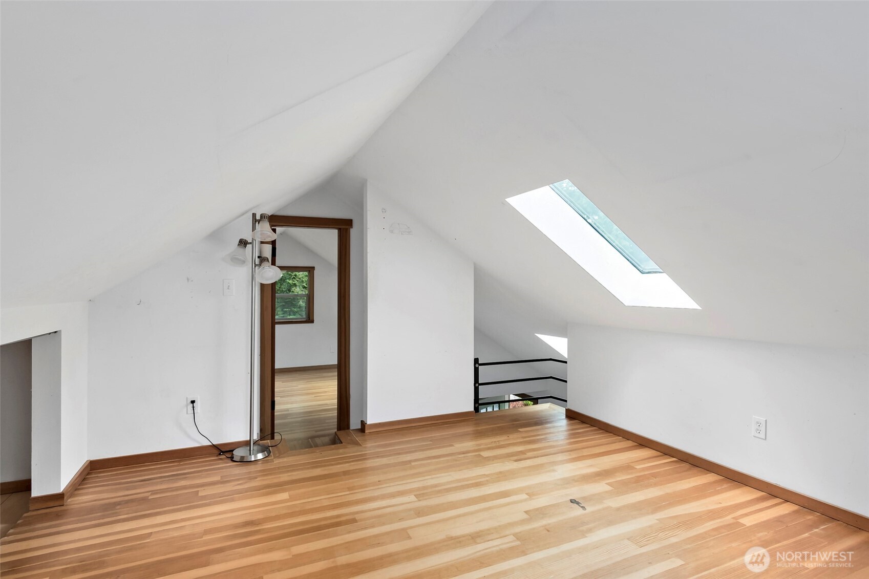 5222 East Harbor Road , Freeland, WA 98249