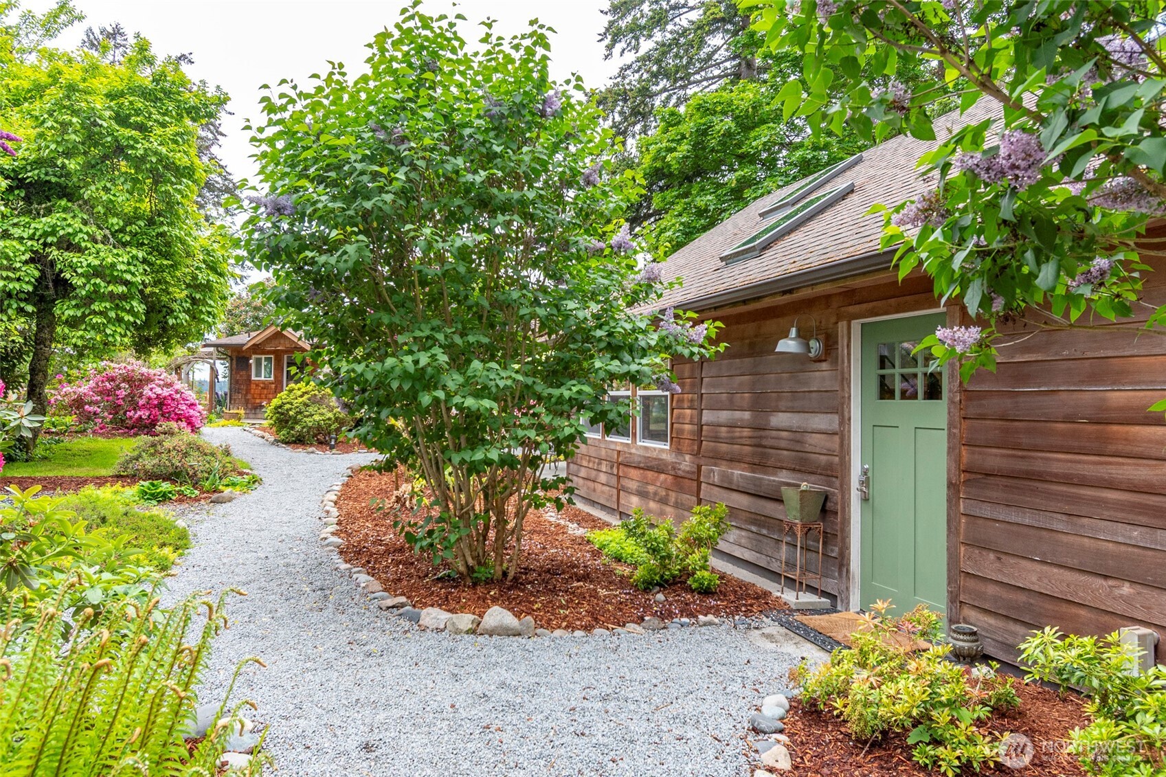 5222 East Harbor Road , Freeland, WA 98249