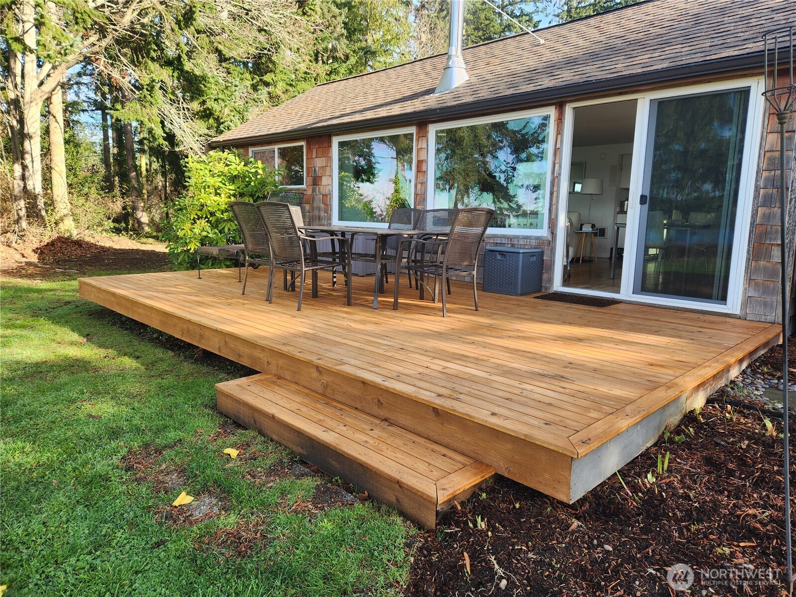 5222 East Harbor Road , Freeland, WA 98249