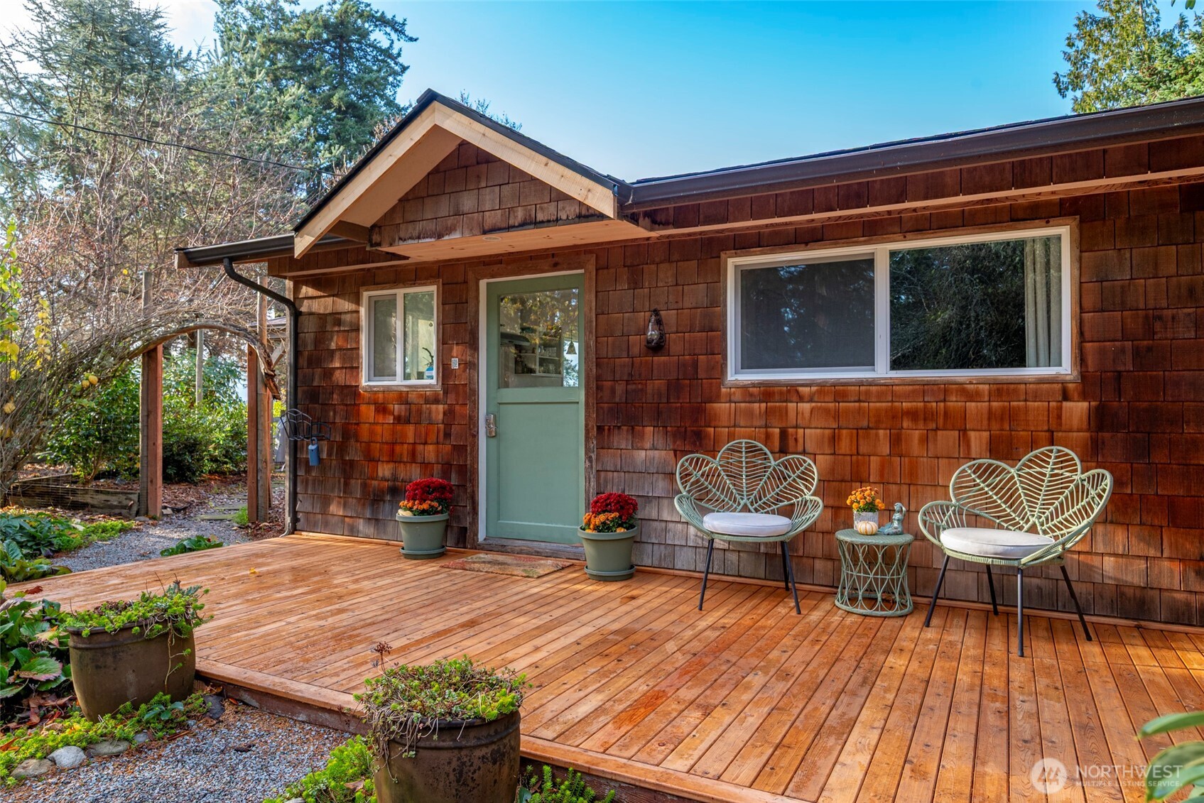 5222 East Harbor Road , Freeland, WA 98249