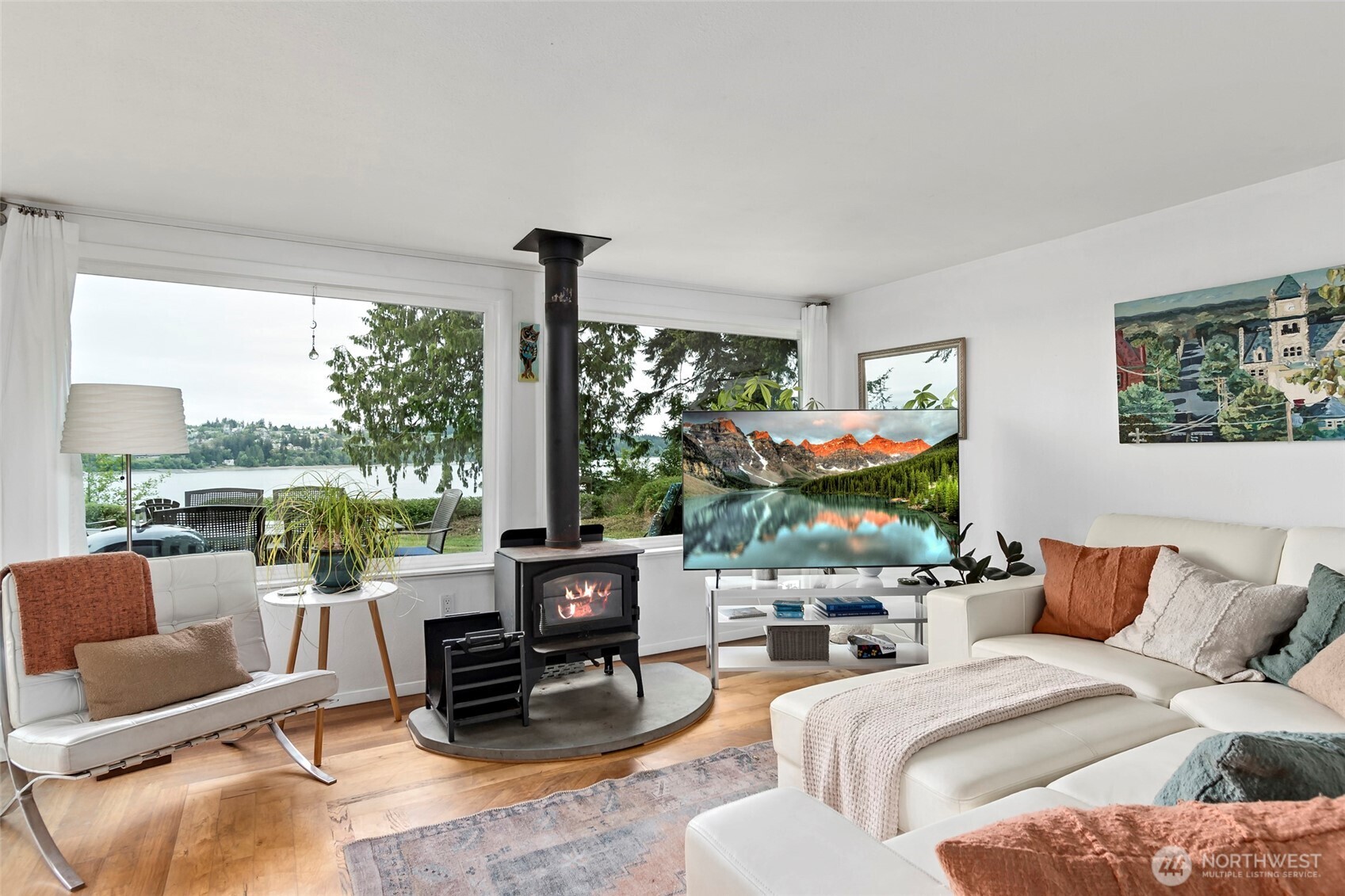 5222 East Harbor Road , Freeland, WA 98249