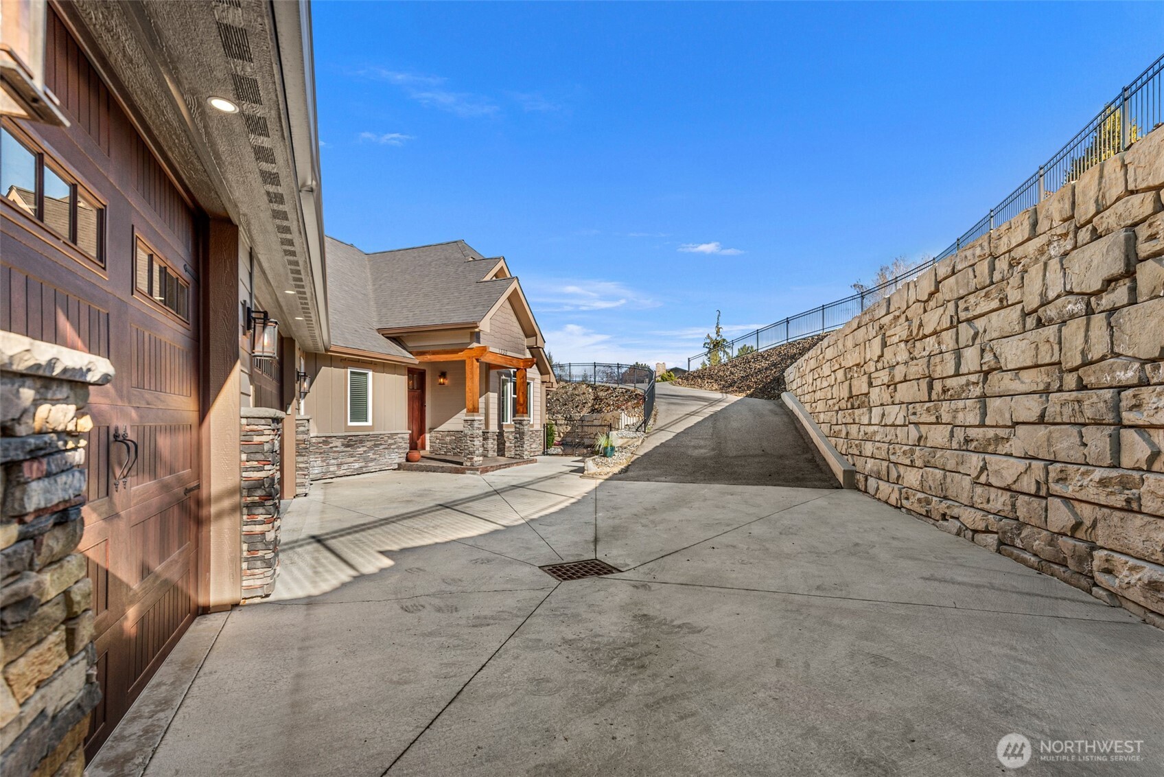 1330 N Arbor Terrace , East Wenatchee, WA 98802