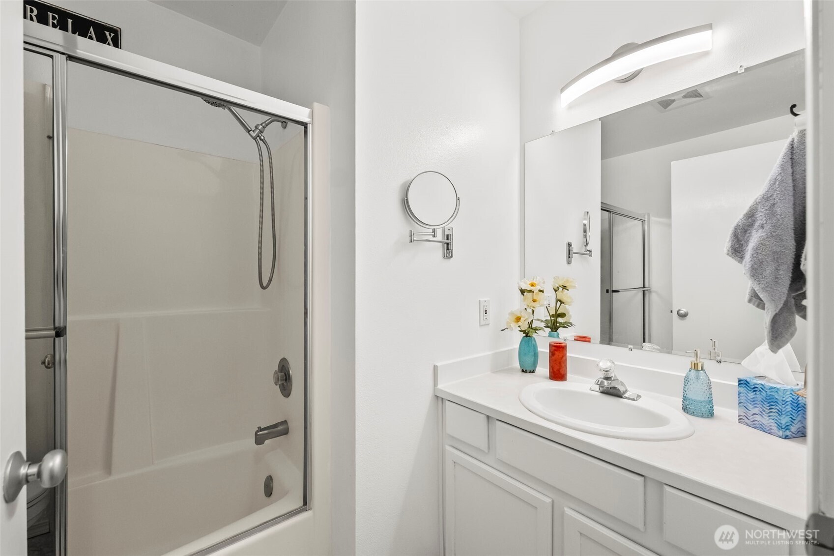 90 E Treasure Island Drive , Allyn, WA 98524