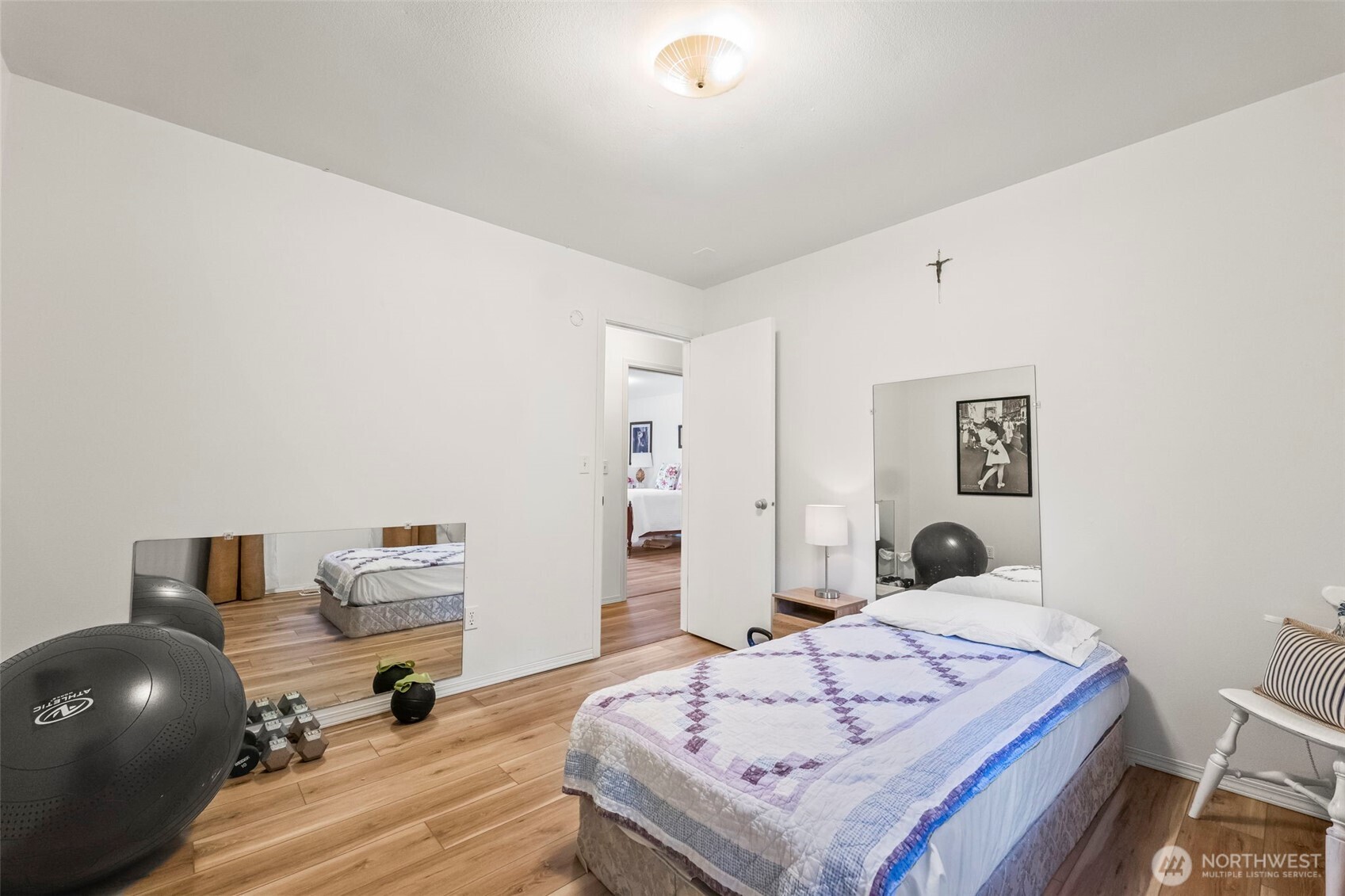 90 E Treasure Island Drive , Allyn, WA 98524