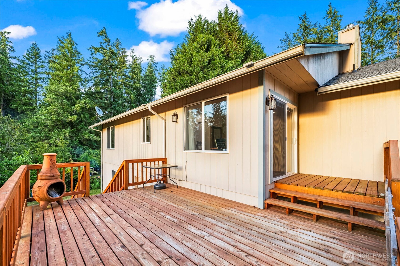 90 E Treasure Island Drive , Allyn, WA 98524