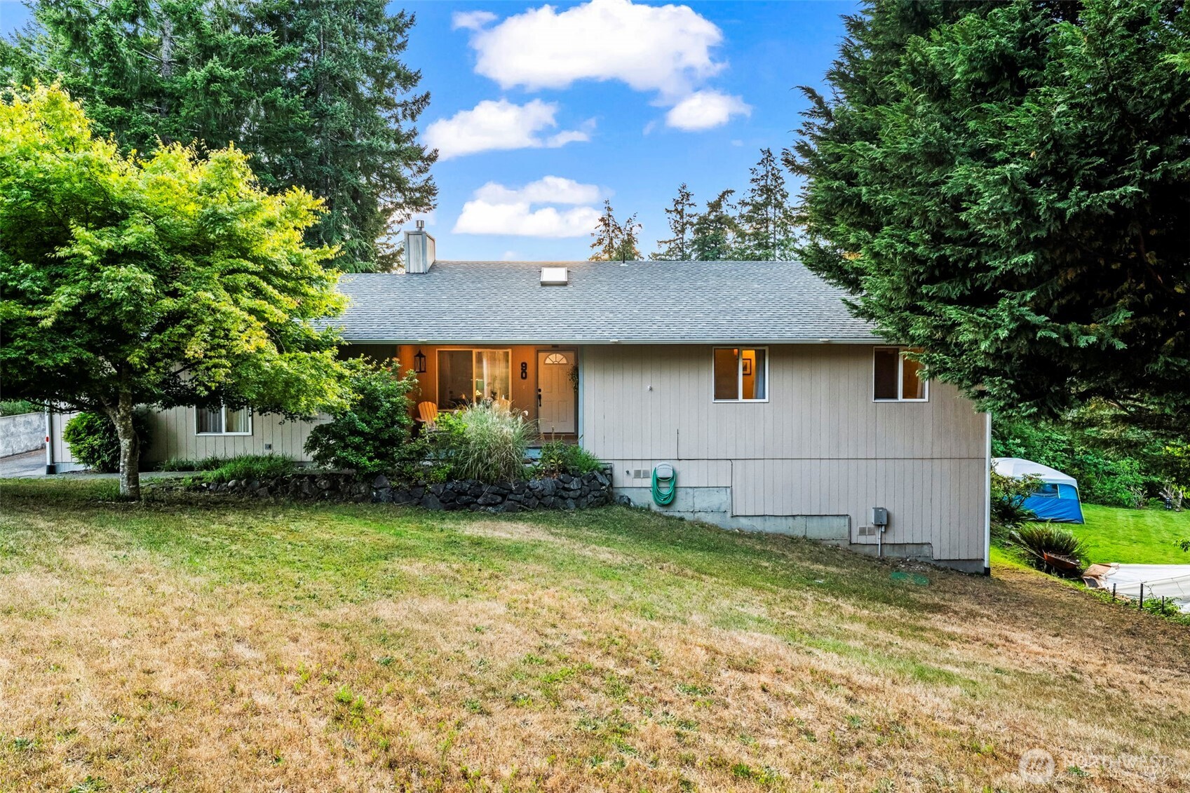 90 E Treasure Island Drive , Allyn, WA 98524