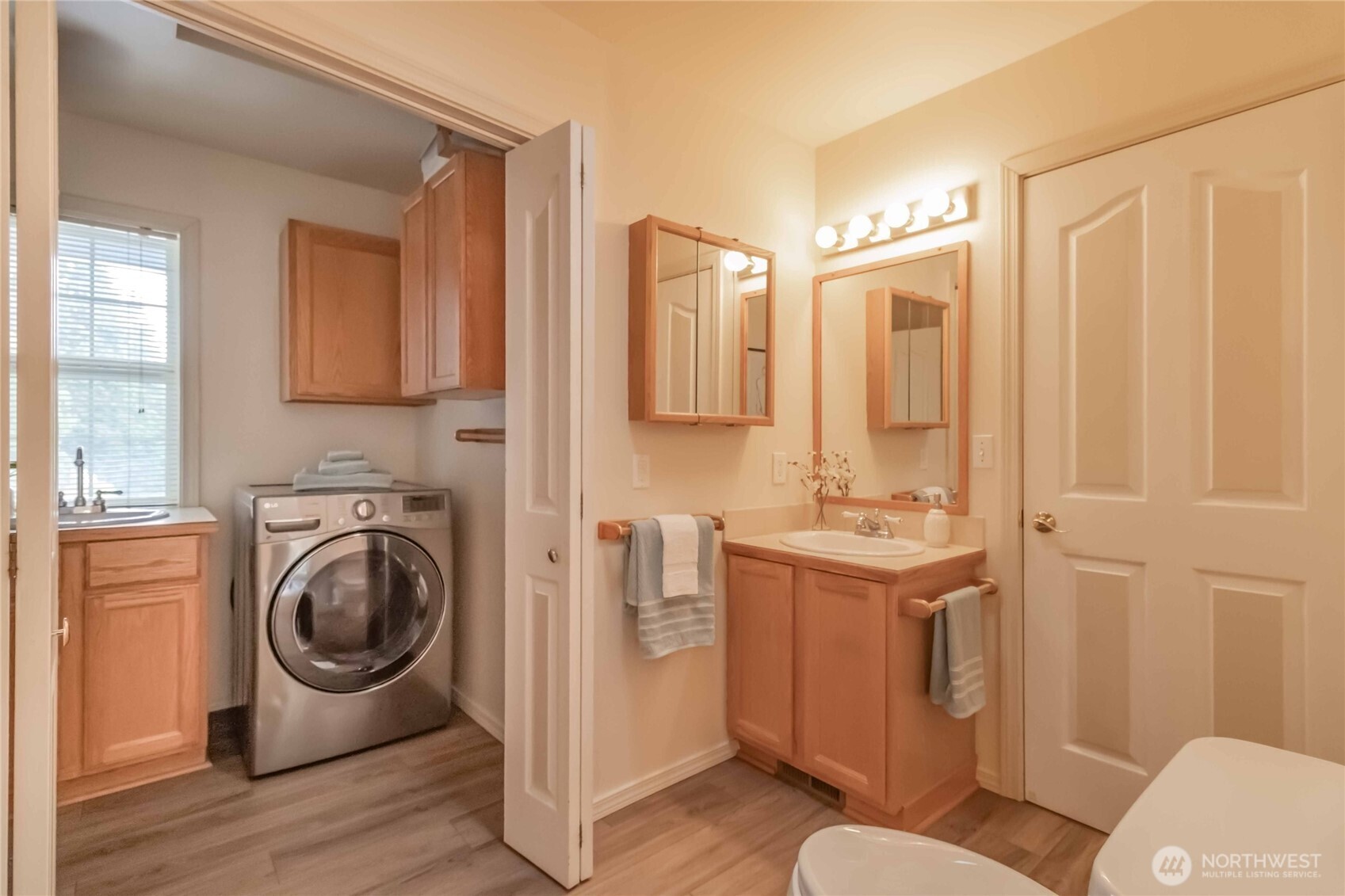 4003 Flora Drive , Fircrest, WA 98466