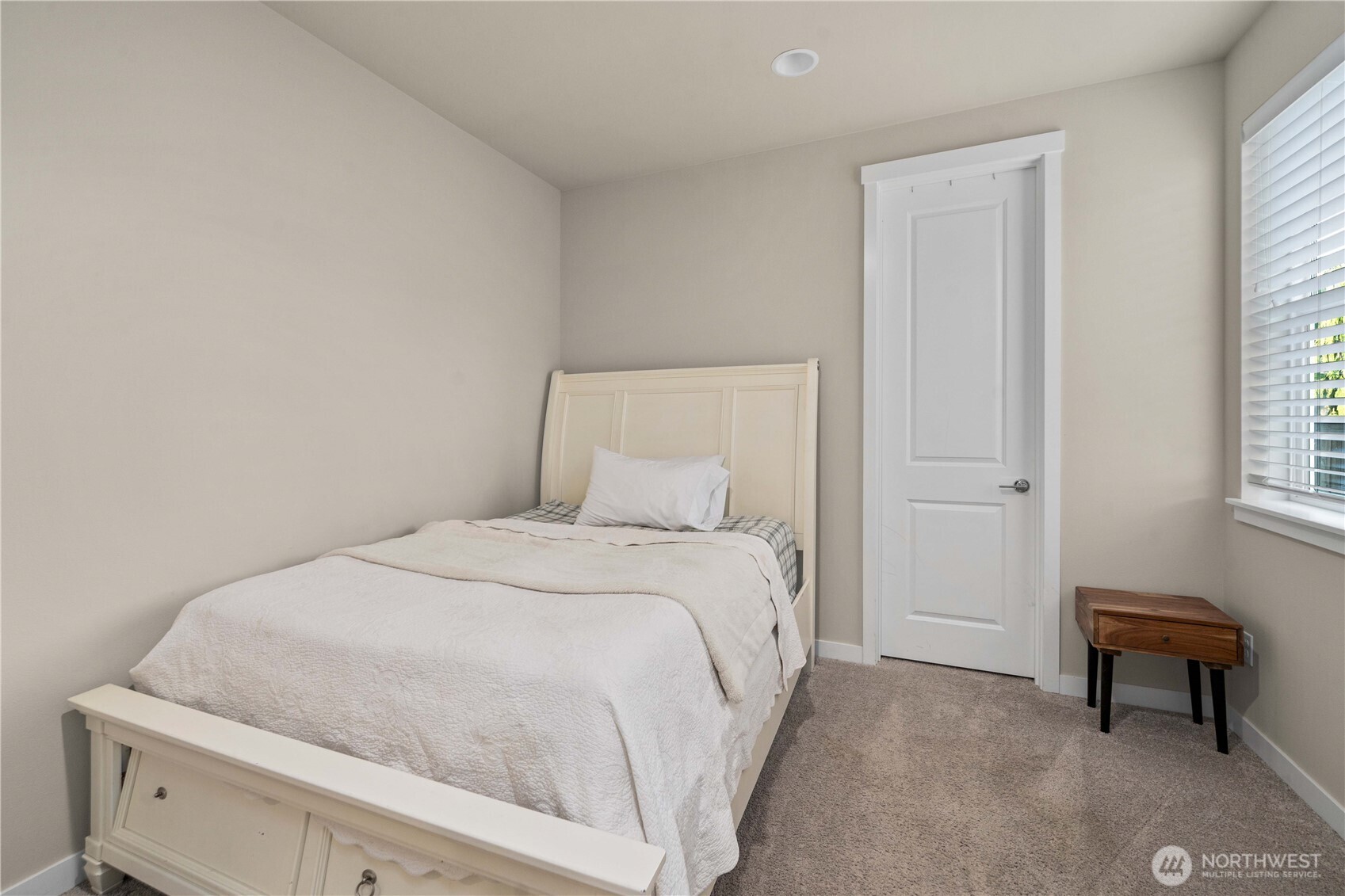 386 Zemp Way NE, North Bend, WA 98045