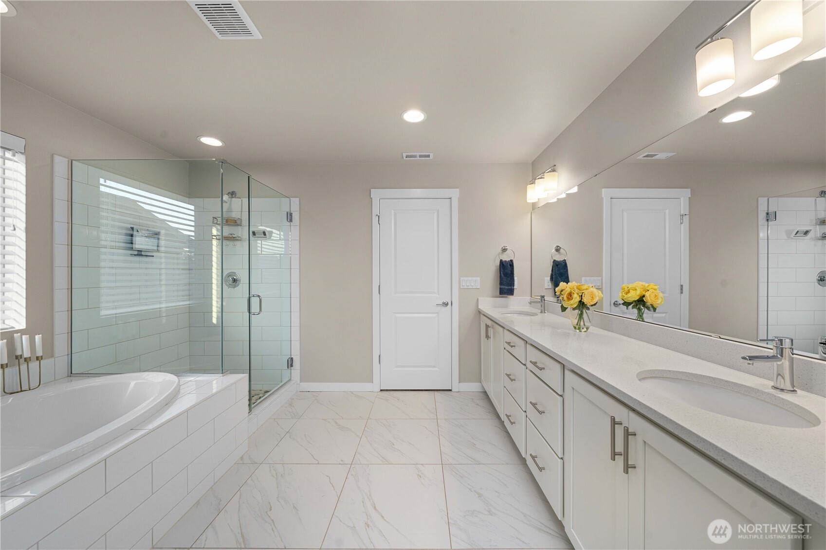 386 Zemp Way NE, North Bend, WA 98045