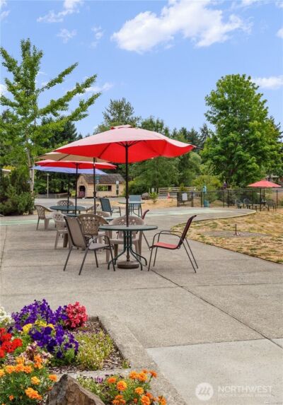 18425 NE 95th Street #110, Redmond, WA 98052 - Photo 22