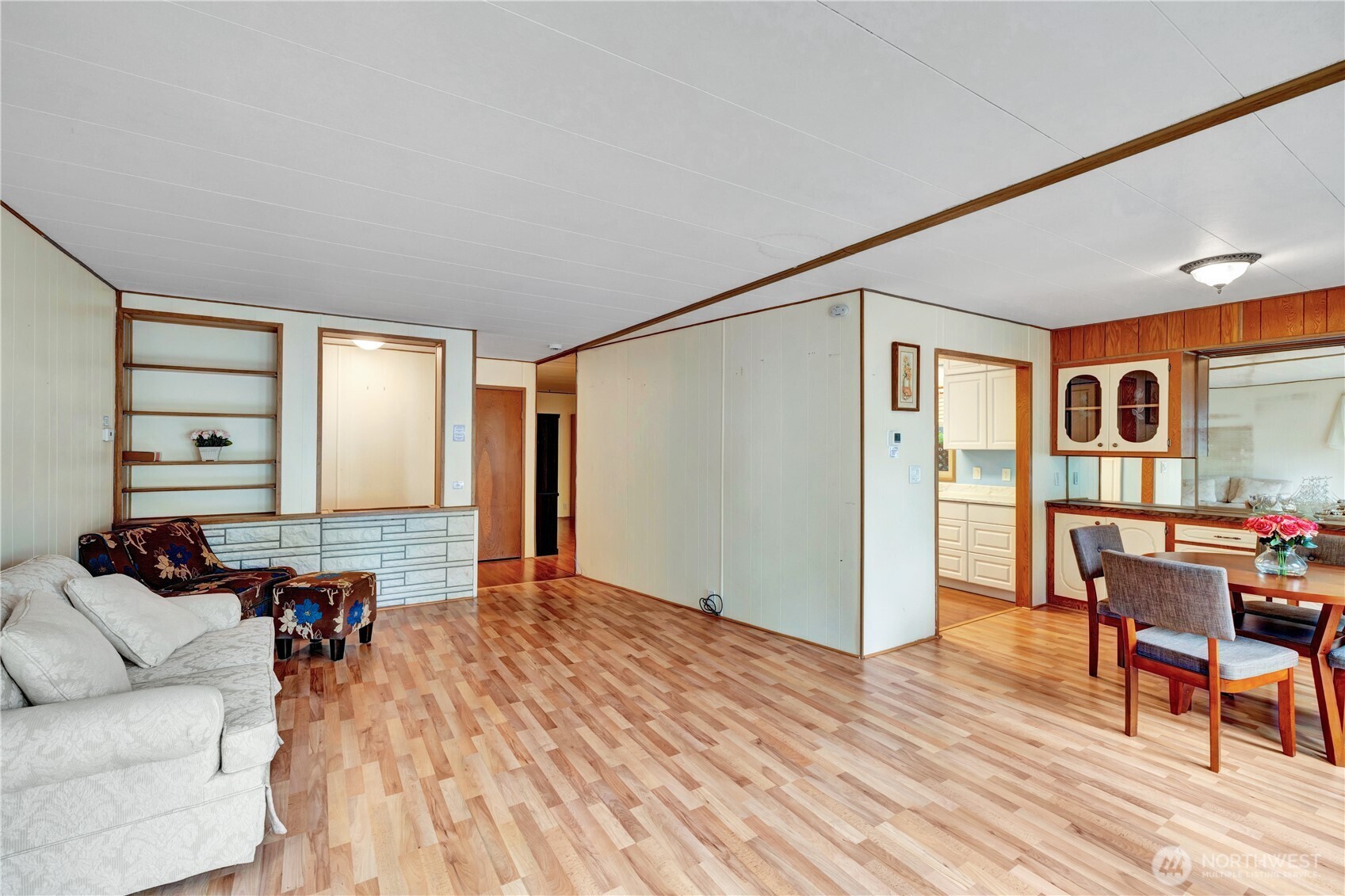 18425 NE 95th Street #110, Redmond, WA 98052