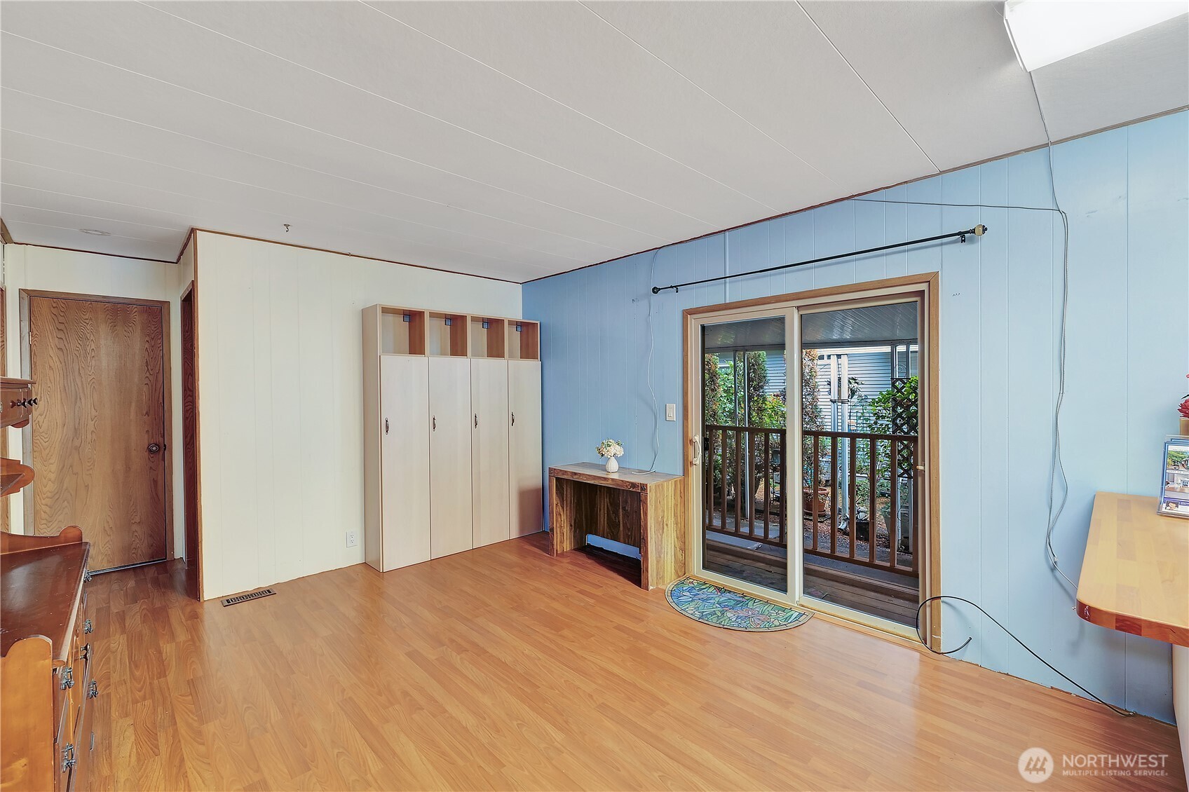 18425 NE 95th Street #110, Redmond, WA 98052