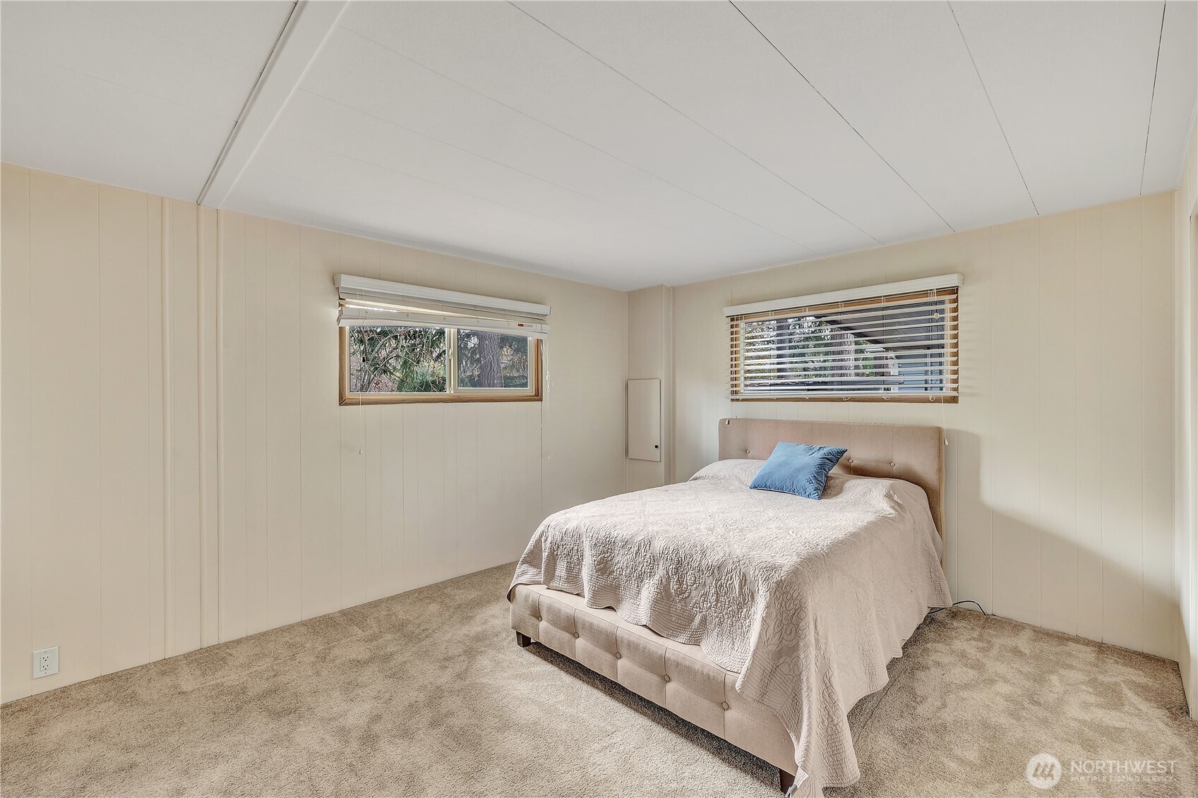 18425 NE 95th Street #110, Redmond, WA 98052