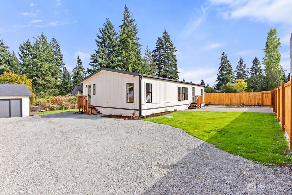 19719 65th Avenue E, Spanaway, WA 98387