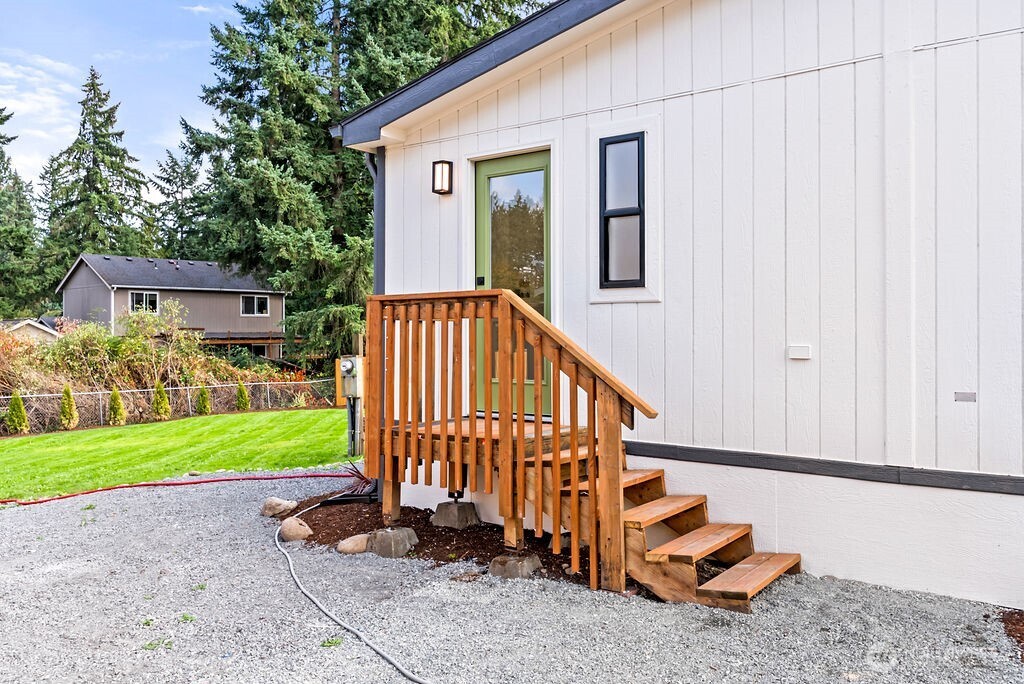 19719 65th Avenue E, Spanaway, WA 98387