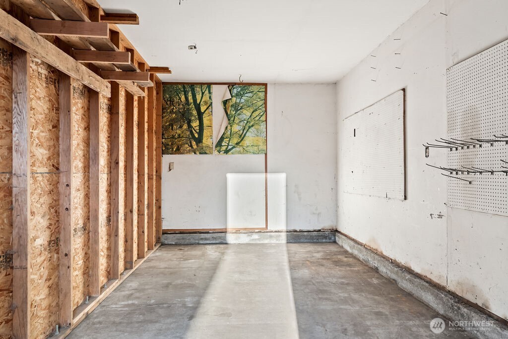 19719 65th Avenue E, Spanaway, WA 98387