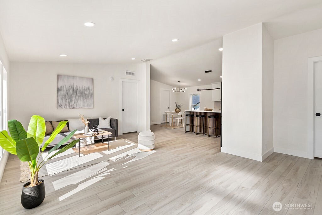 19719 65th Avenue E, Spanaway, WA 98387