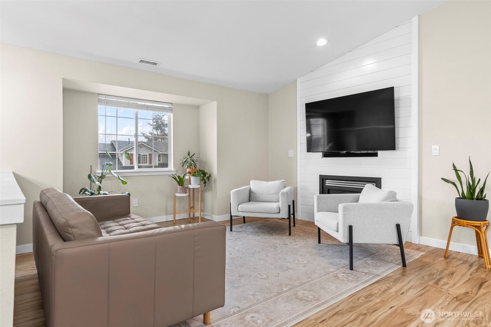 19203 71st Avenue E, Spanaway, WA 98387