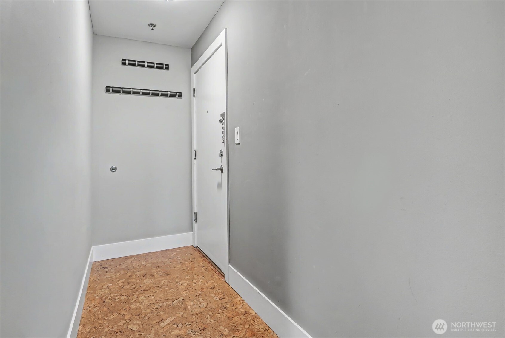 500 5th Ave W #303, Seattle, WA 98119