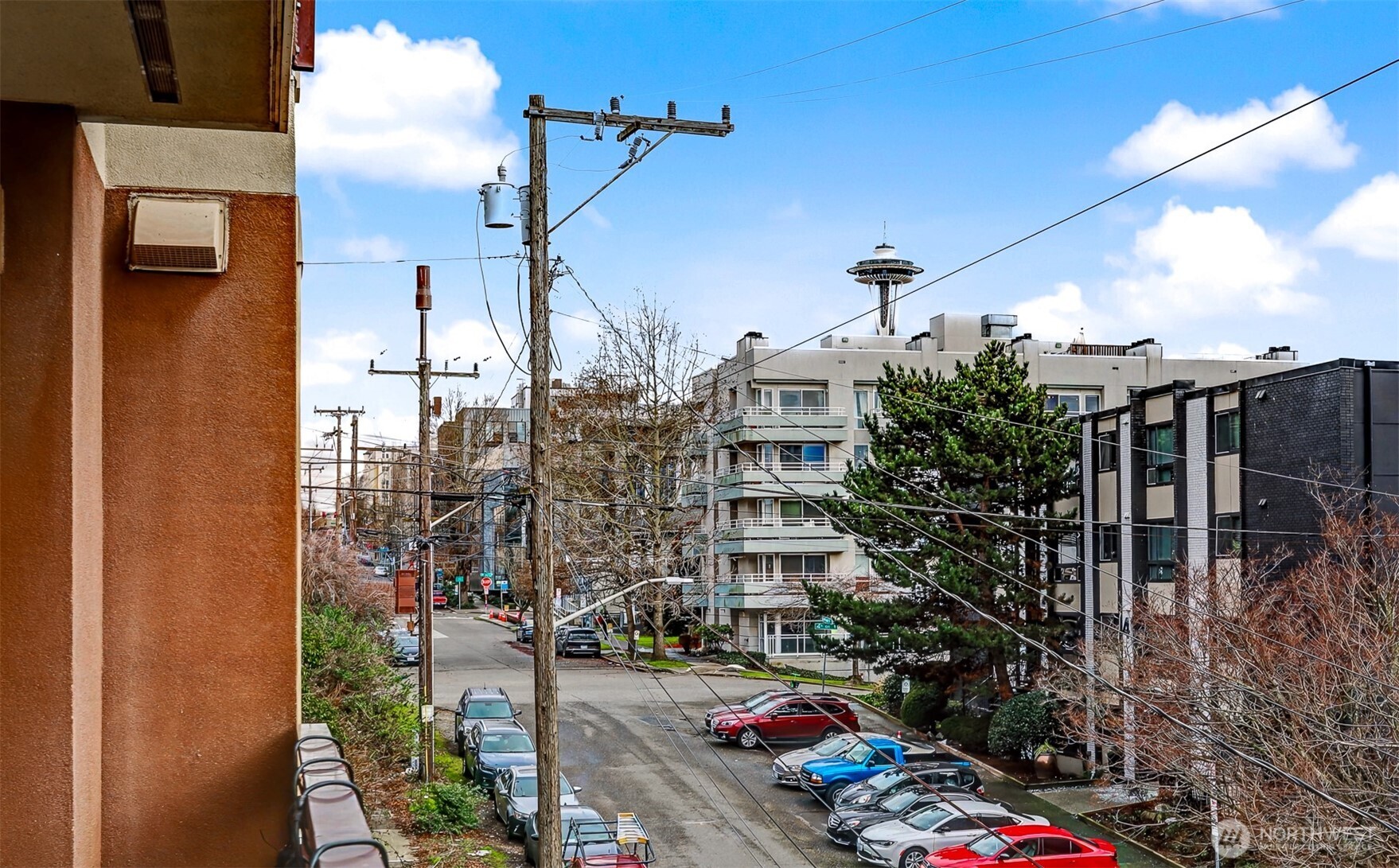 500 5th Ave W #303, Seattle, WA 98119