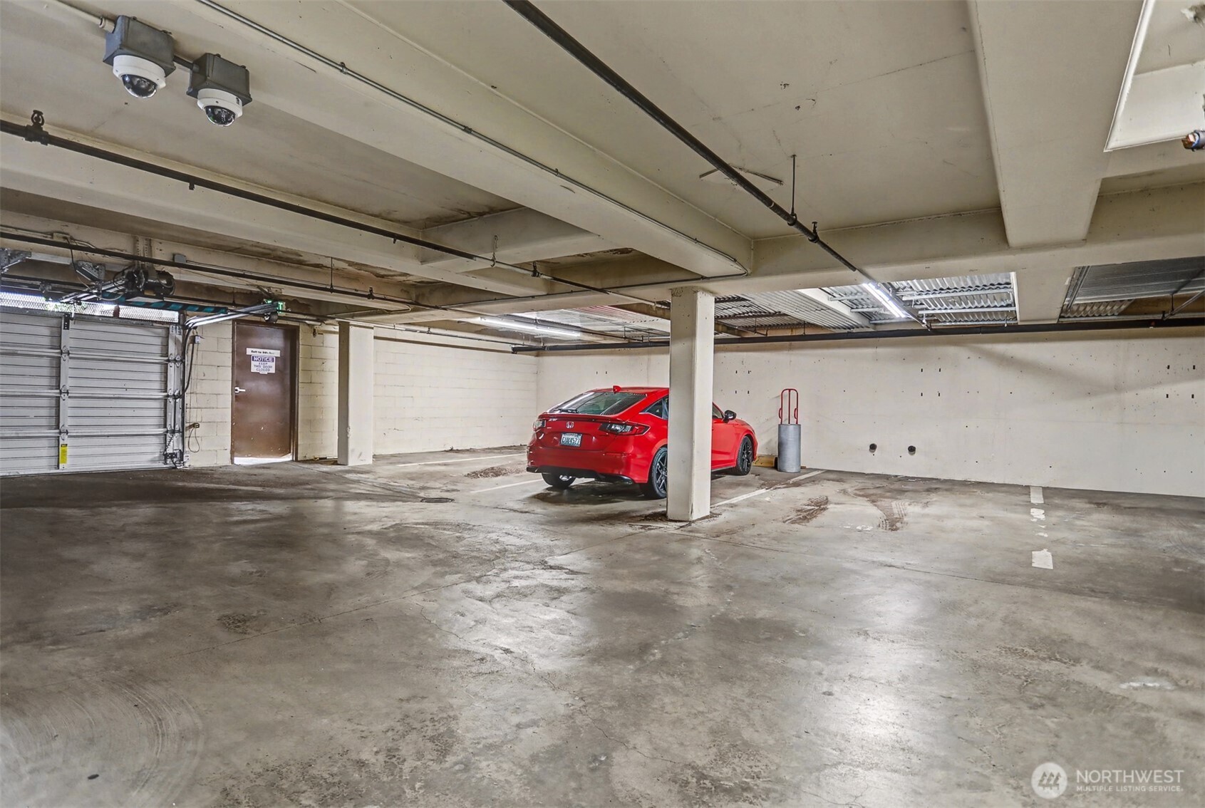 500 5th Ave W #303, Seattle, WA 98119