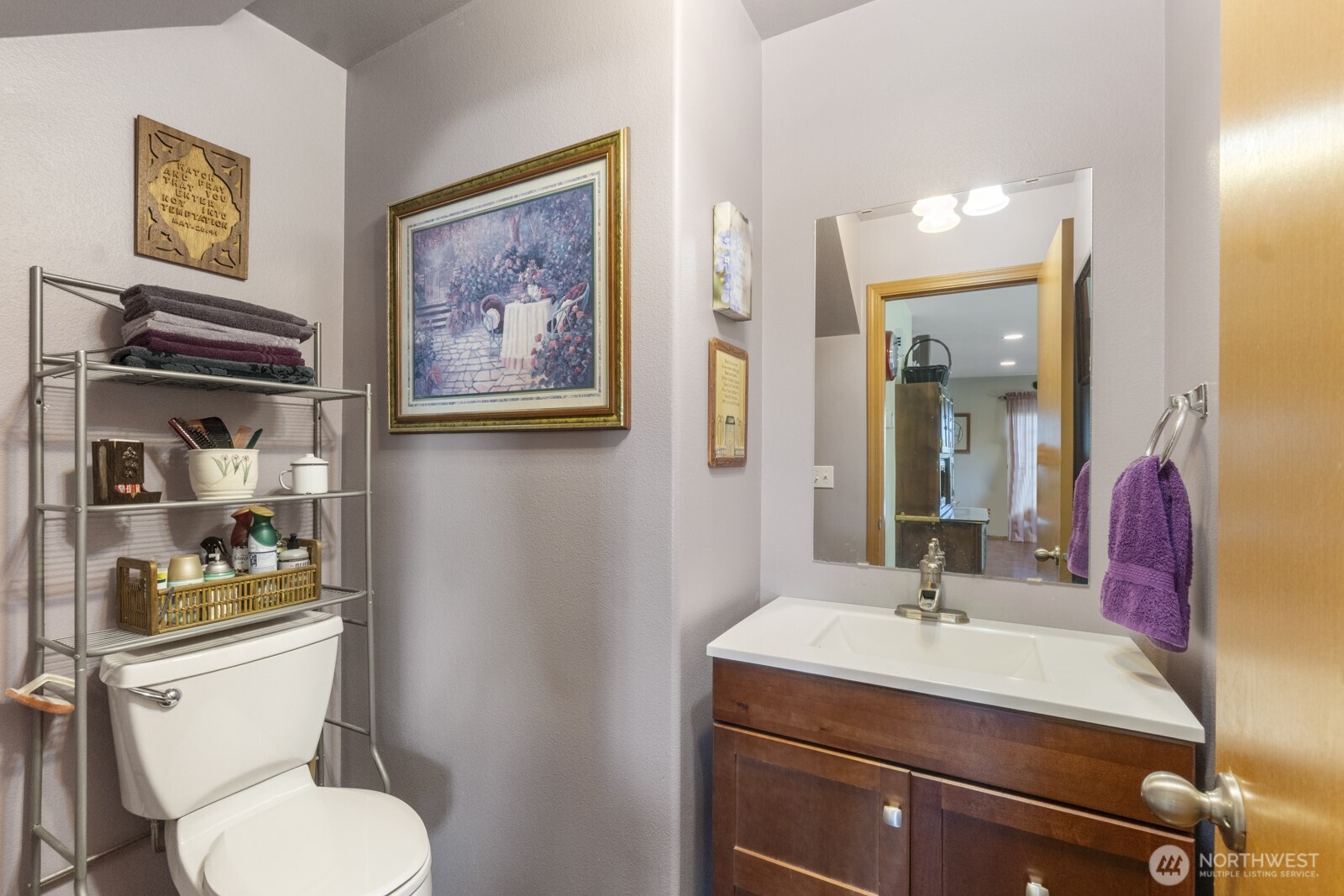 308 Easy Street SE, Rainier, WA 98576