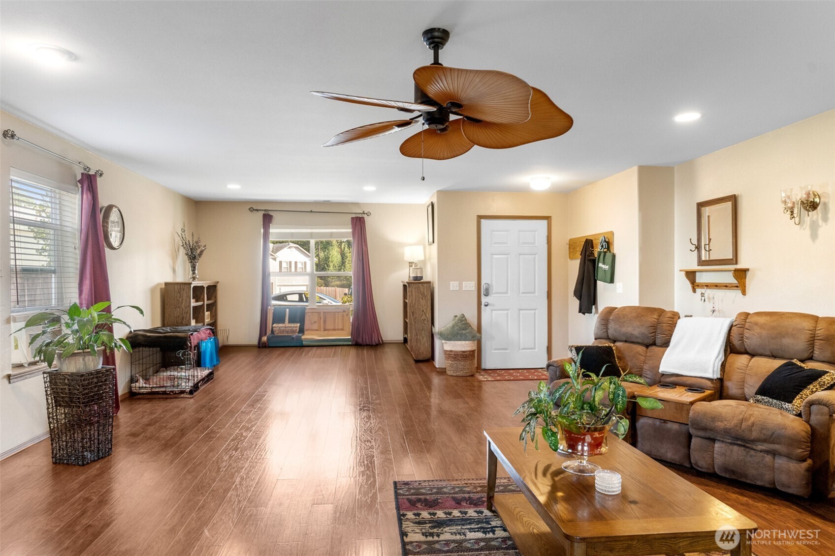 308 Easy Street SE, Rainier, WA 98576